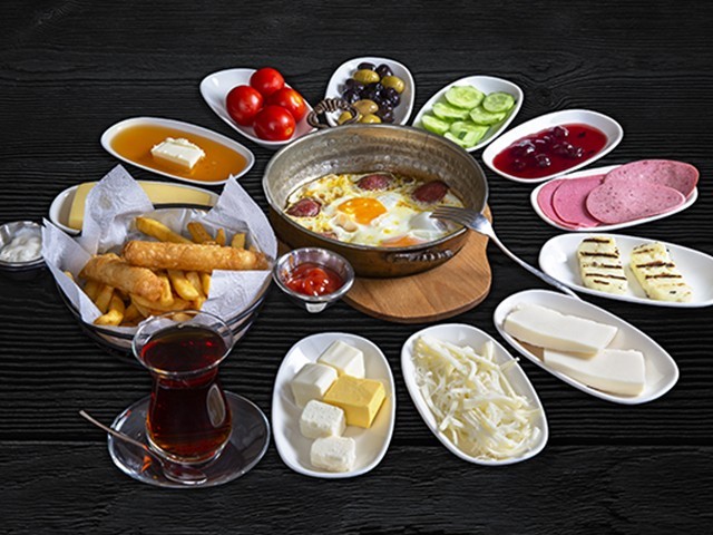 Türkisches Frühstück